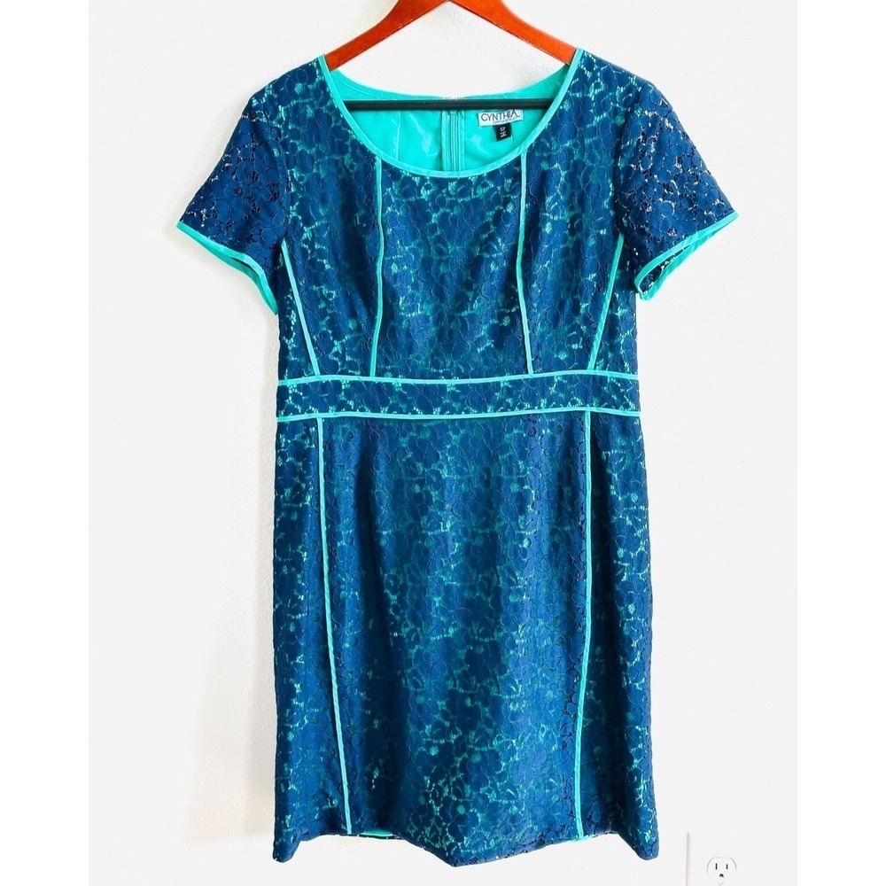 CYNTHIA ROWLEY Lace Shift Dress Short Sleeve Knee Length Size 12 Navy & Green
